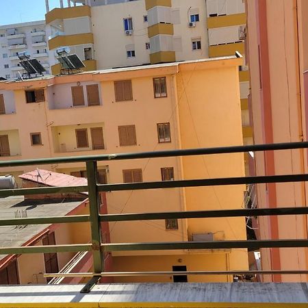 Charming Apartment Lushnjë Dış mekan fotoğraf