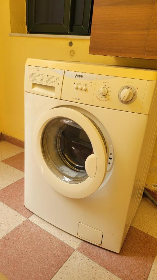Charming Apartment Lushnjë Dış mekan fotoğraf